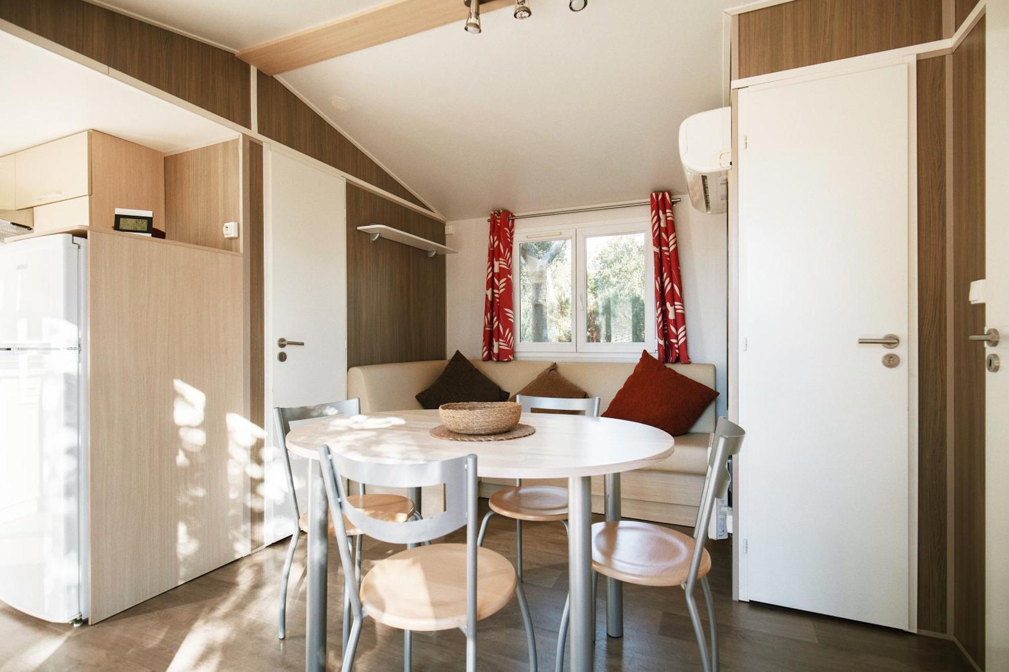 Hostal Rural Can Pau Cantallops Quarto foto
