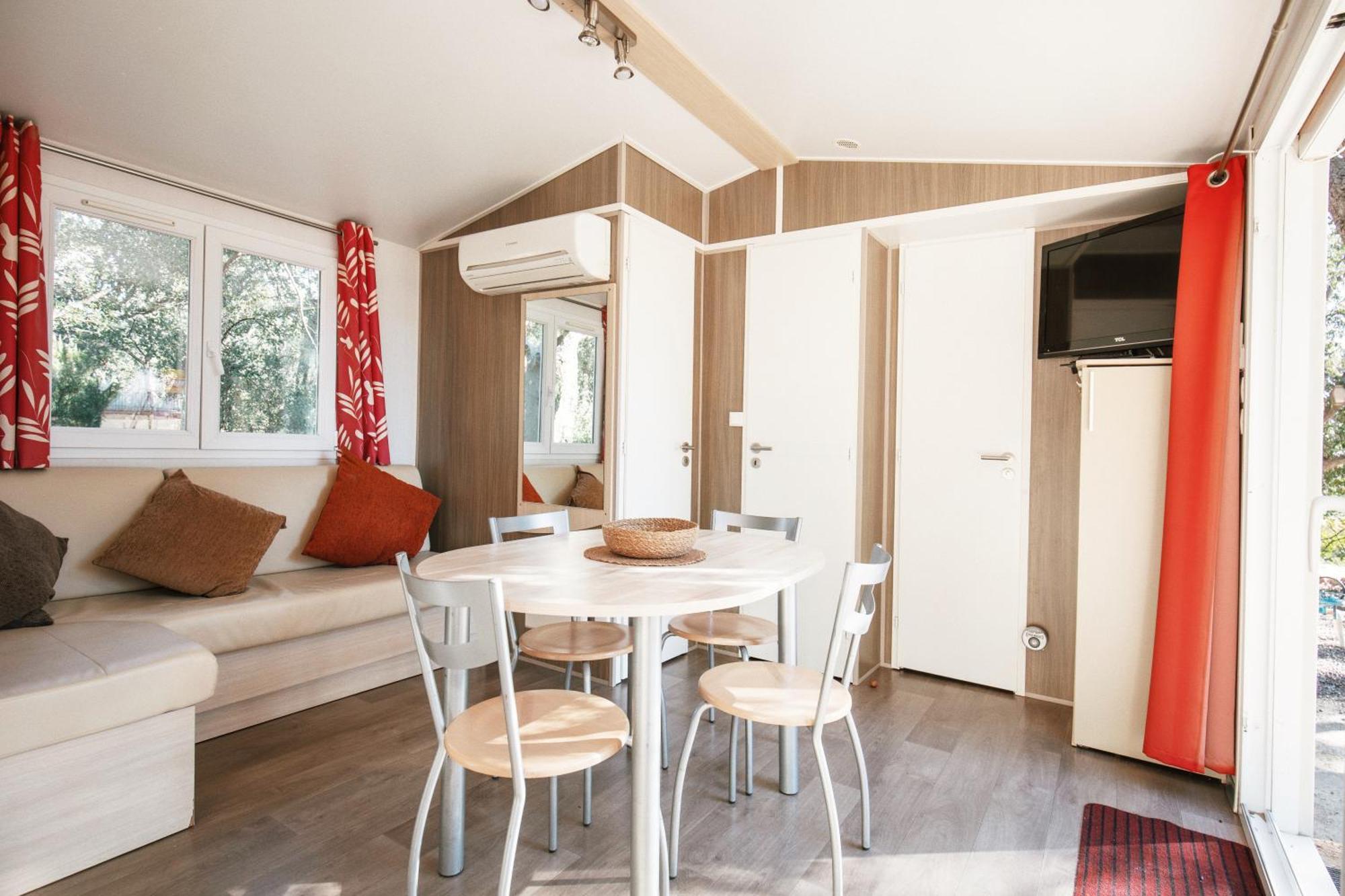 Hostal Rural Can Pau Cantallops Quarto foto